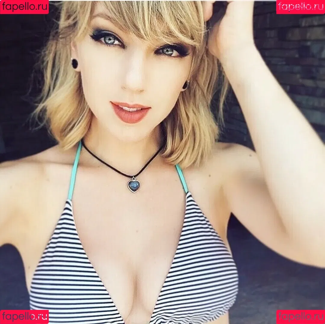 April Gloria Onlyfans Photo Gallery 
