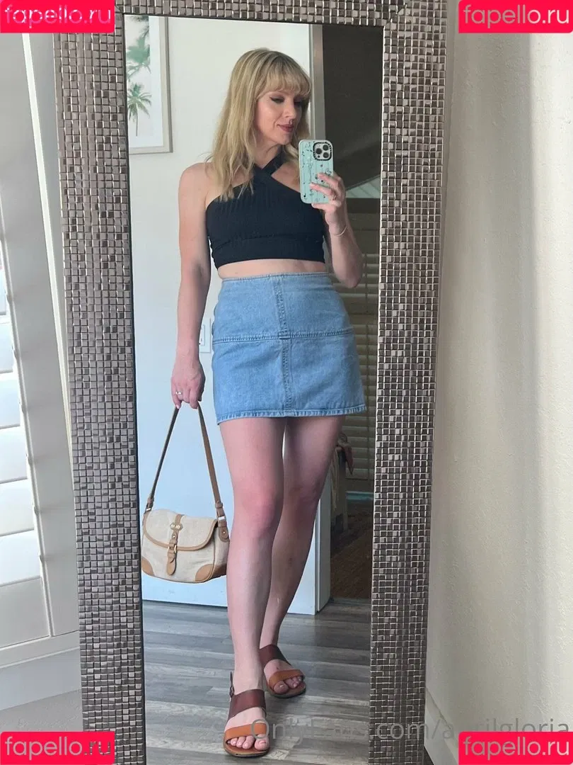 April Gloria Onlyfans Photo Gallery 