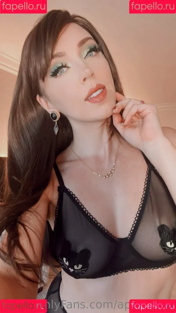 April Gloria Onlyfans Photo Gallery 