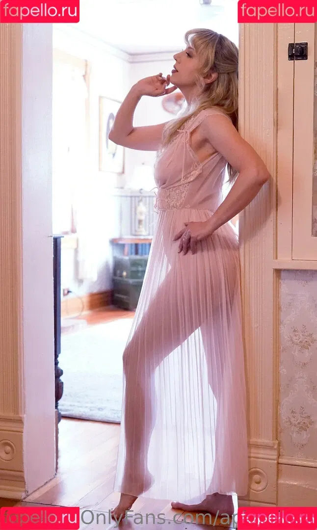 April Gloria Onlyfans Photo Gallery 