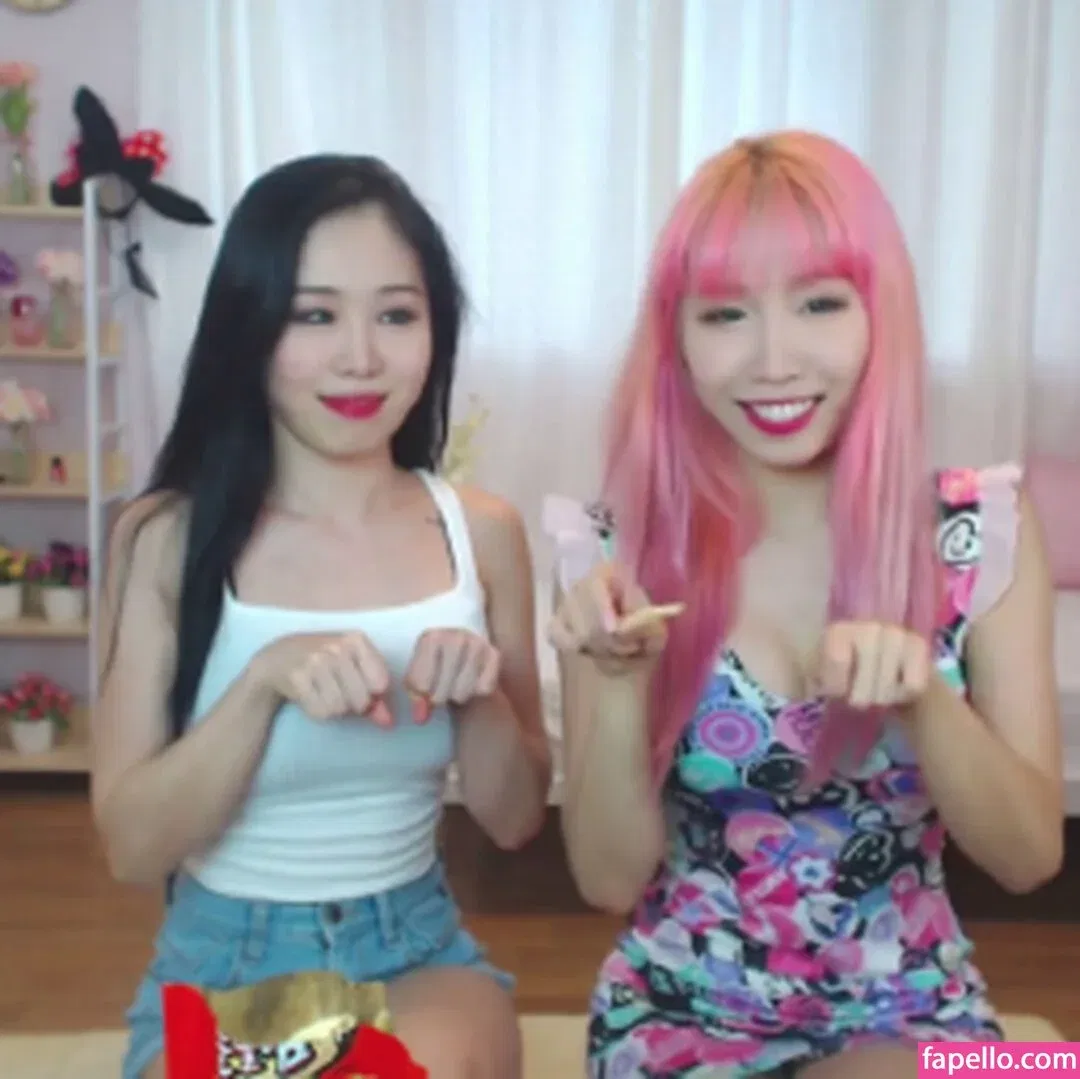 Waveya Onlyfans Photo Gallery 