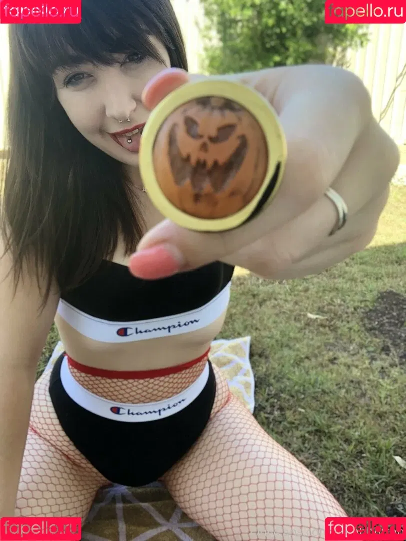 anelwonderland Onlyfans Photo Gallery 