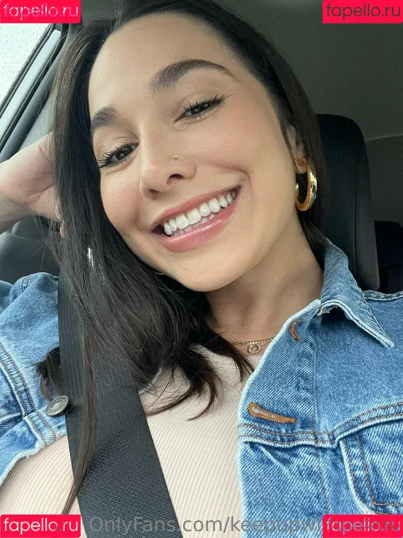 keepupwithkarlee Onlyfans Photo Gallery 