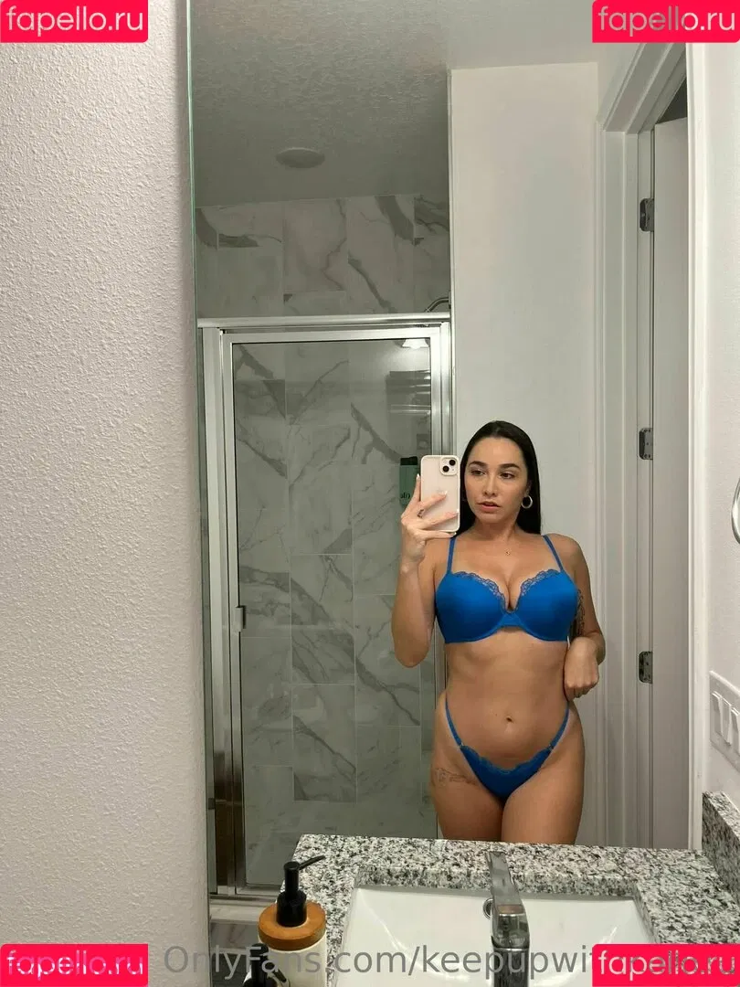 keepupwithkarlee Onlyfans Photo Gallery 