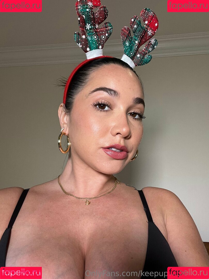 keepupwithkarlee Onlyfans Photo Gallery 