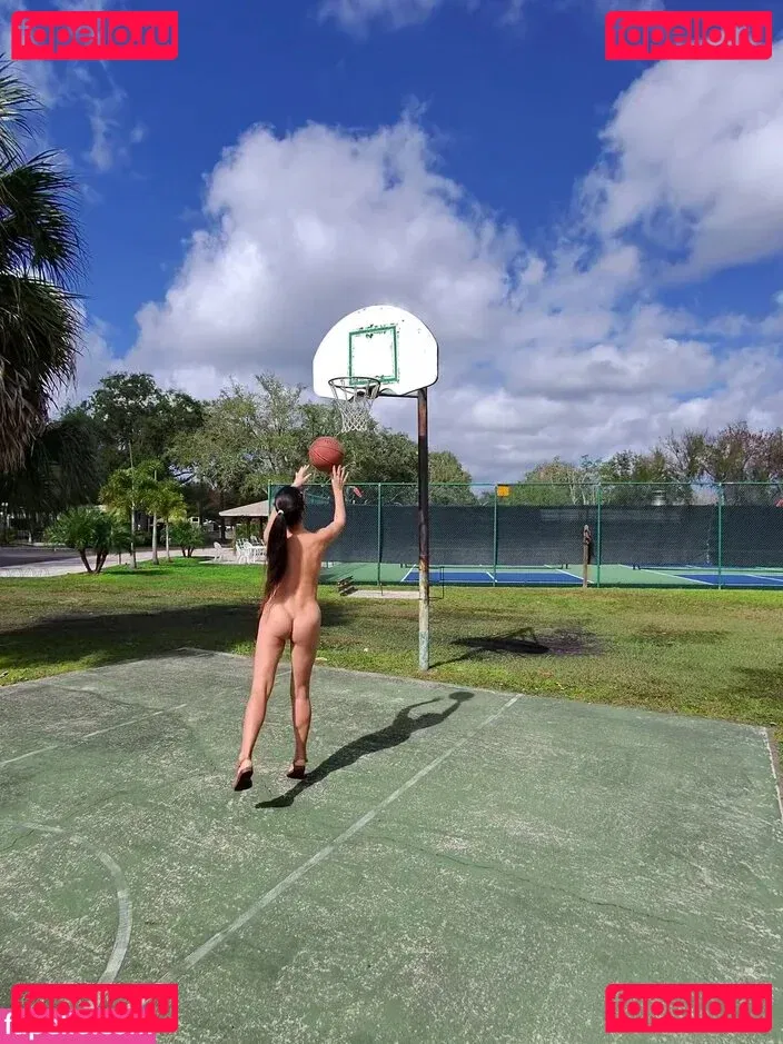 Geri Onlyfans Photo Gallery 