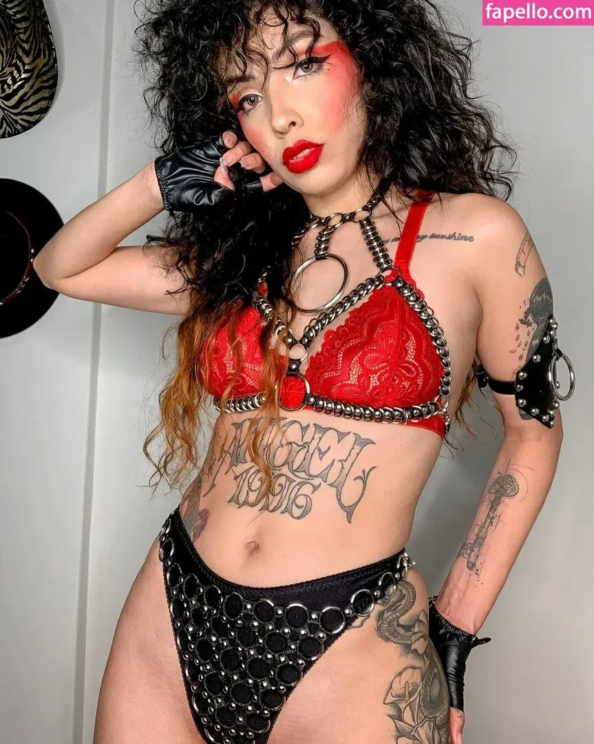 Angel Ferrari Onlyfans Photo Gallery 