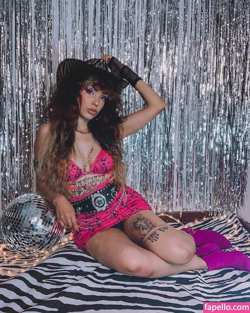 Angel Ferrari Onlyfans Photo Gallery 