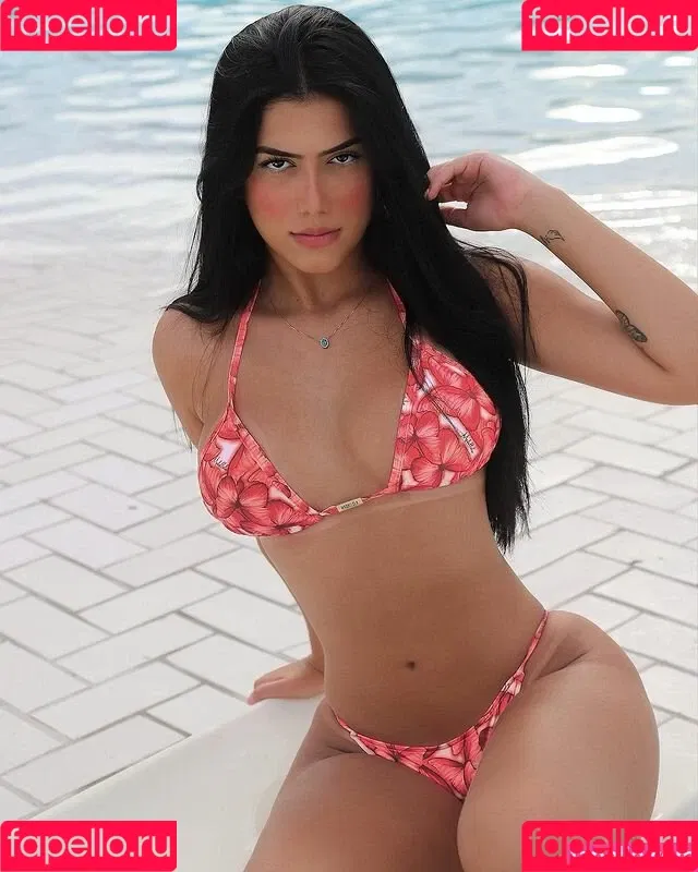 Victtoria Medeiros Onlyfans Photo Gallery 