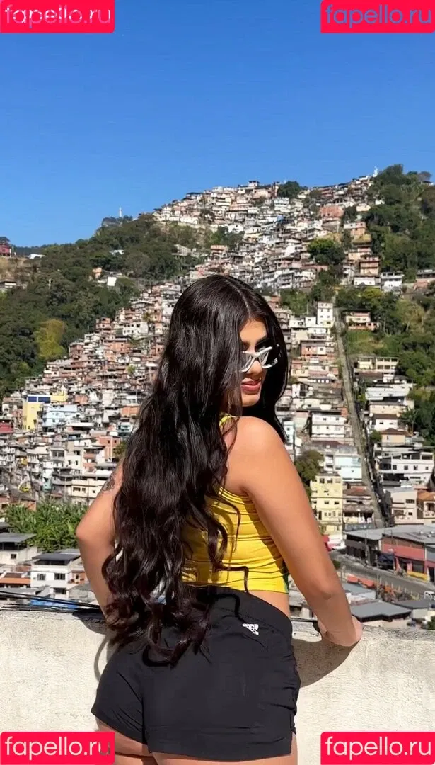 Victtoria Medeiros Onlyfans Photo Gallery 