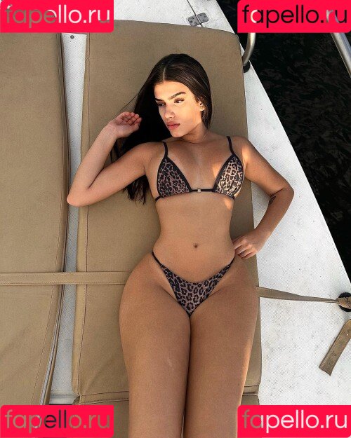 Victtoria Medeiros Onlyfans Photo Gallery 