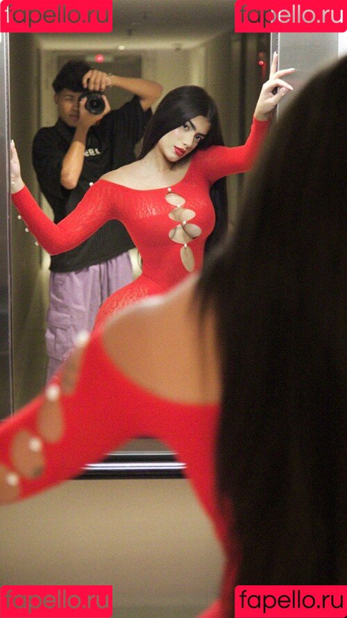 Victtoria Medeiros Onlyfans Photo Gallery 