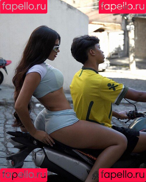 Victtoria Medeiros Onlyfans Photo Gallery 