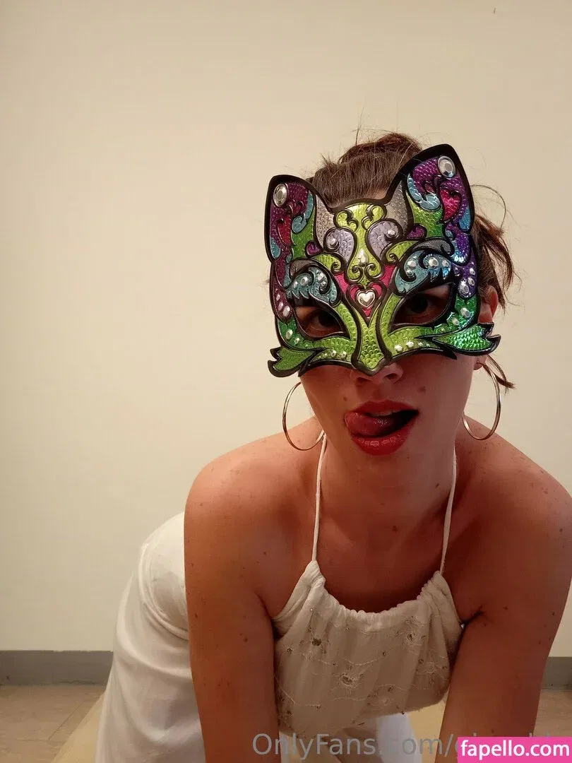 gipsyblu Onlyfans Photo Gallery 