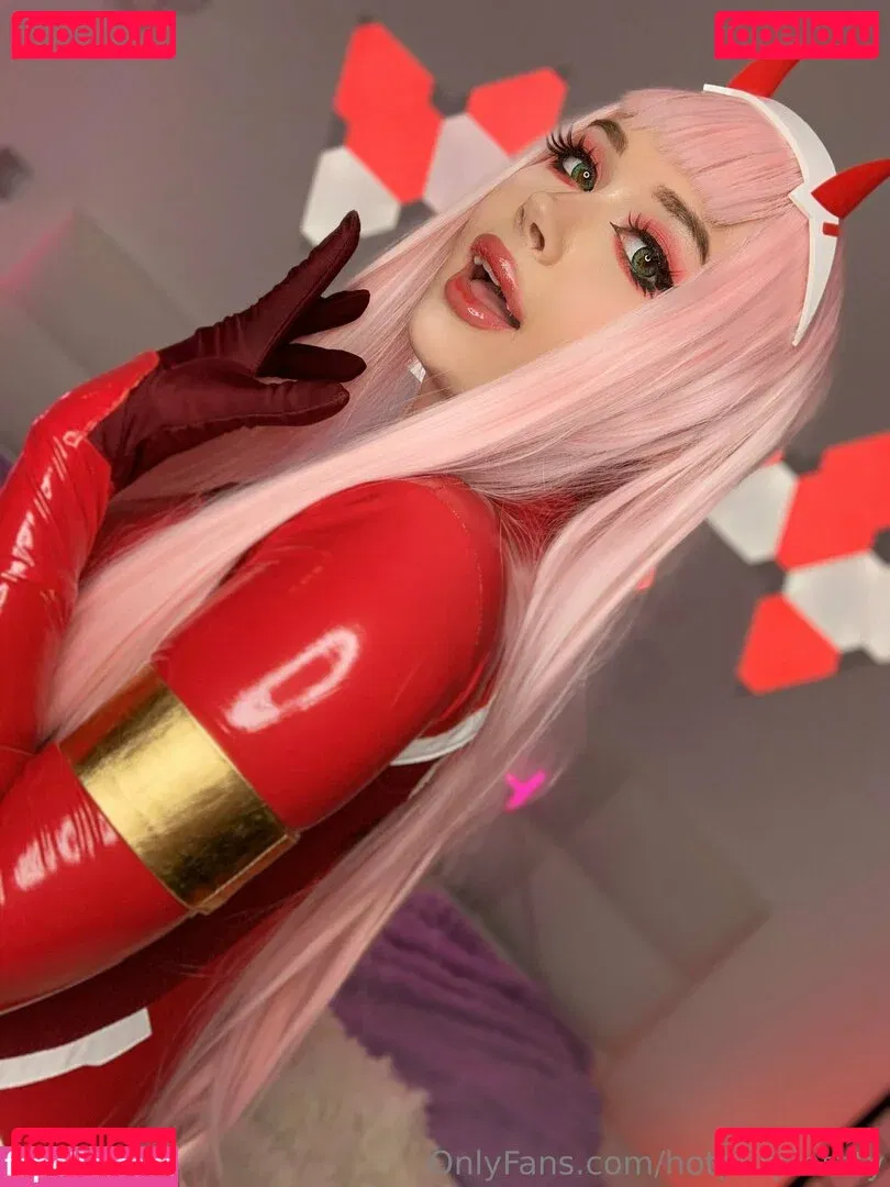 hotpurpletaty Onlyfans Photo Gallery 