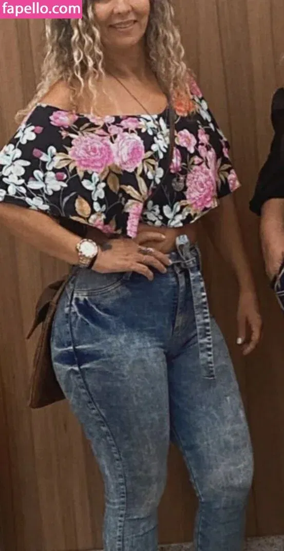 Soninha Coroa Onlyfans Photo Gallery 