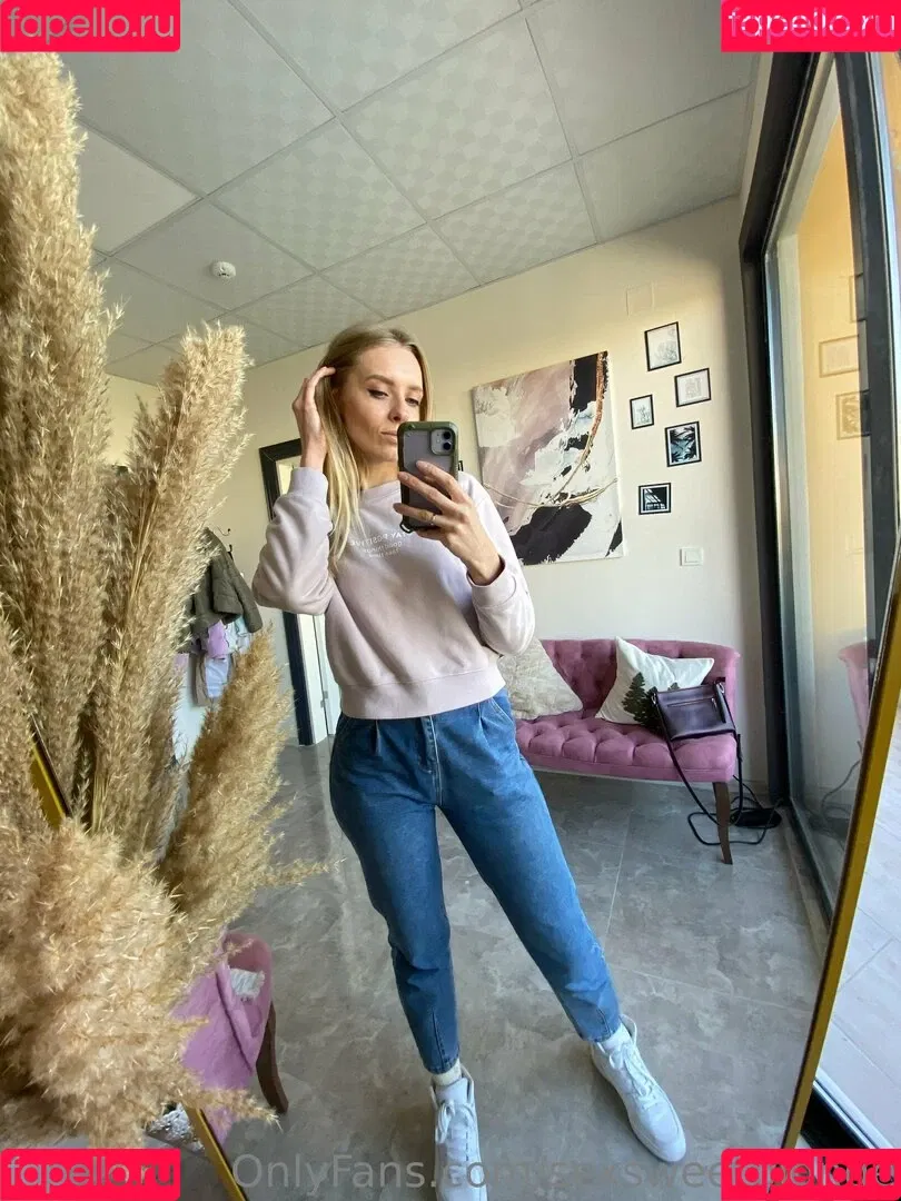 sexsweetblonde Onlyfans Photo Gallery 