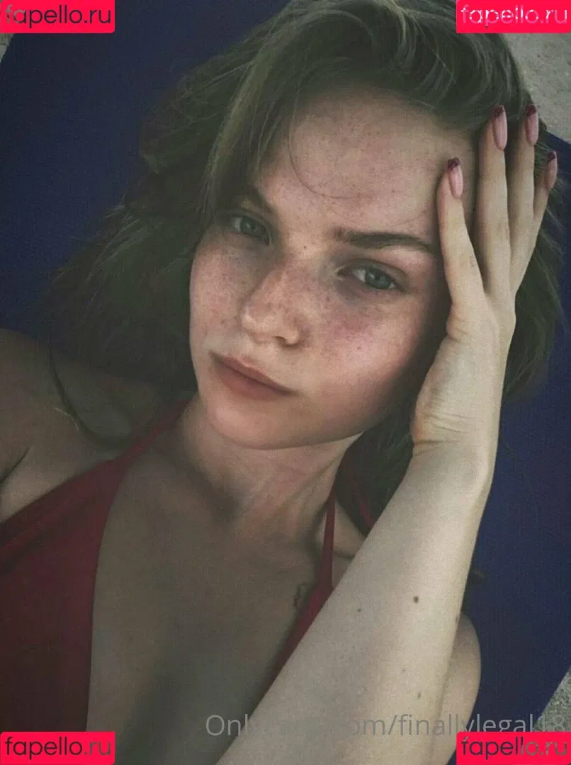 finallylegal18 Onlyfans Photo Gallery 