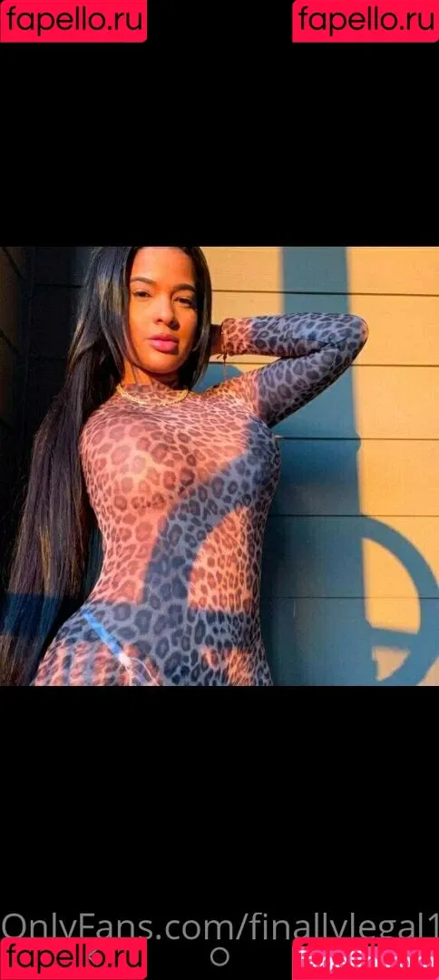 finallylegal18 Onlyfans Photo Gallery 