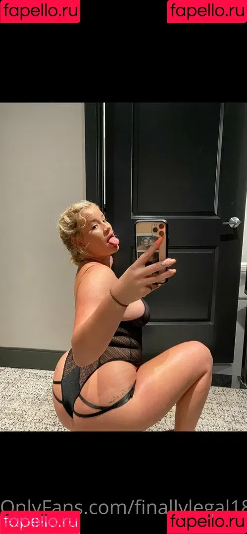 finallylegal18 Onlyfans Photo Gallery 