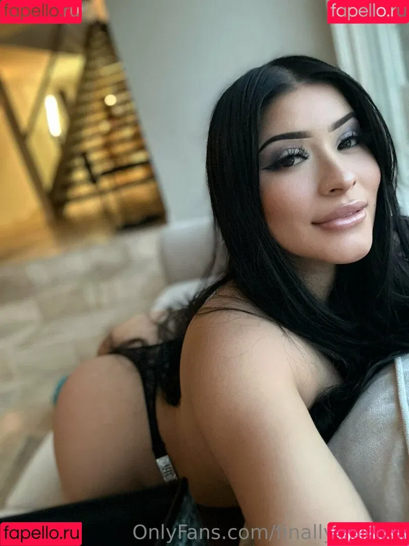 finallylegal18 Onlyfans Photo Gallery 