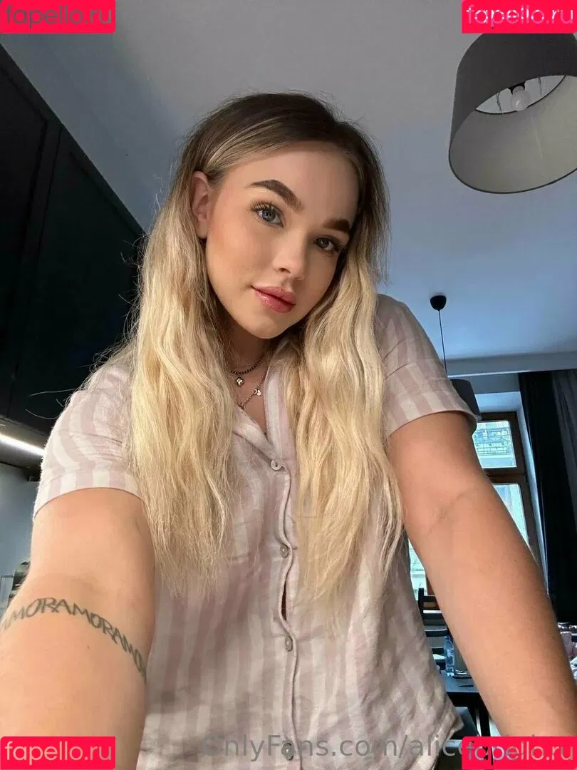 alicebrightt Onlyfans Photo Gallery 