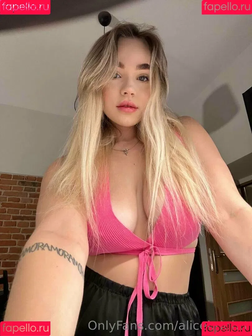 alicebrightt Onlyfans Photo Gallery 