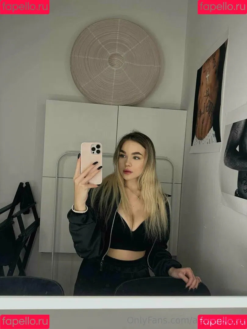 alicebrightt Onlyfans Photo Gallery 