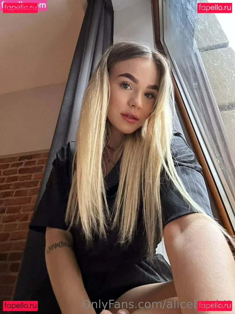 alicebrightt Onlyfans Photo Gallery 