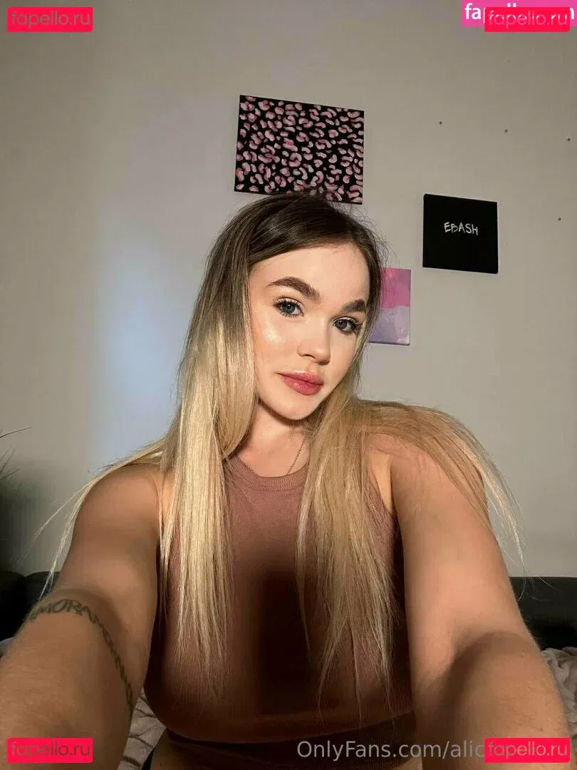 alicebrightt Onlyfans Photo Gallery 