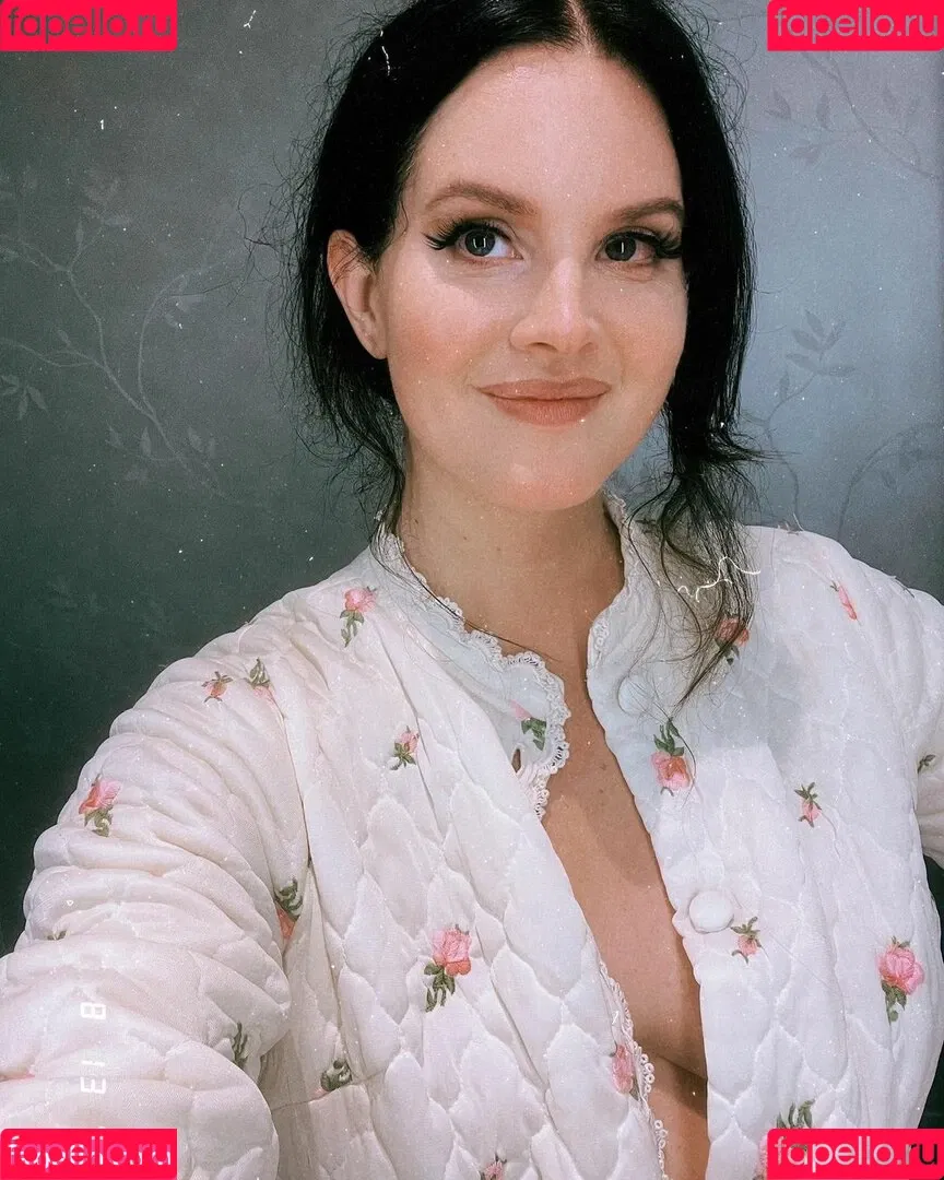 Lana Del Rey Onlyfans Photo Gallery 