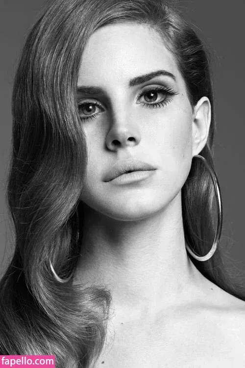 Lana Del Rey Onlyfans Photo Gallery 