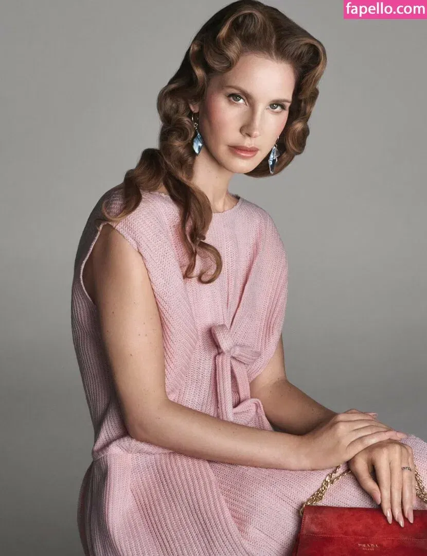 Lana Del Rey Onlyfans Photo Gallery 