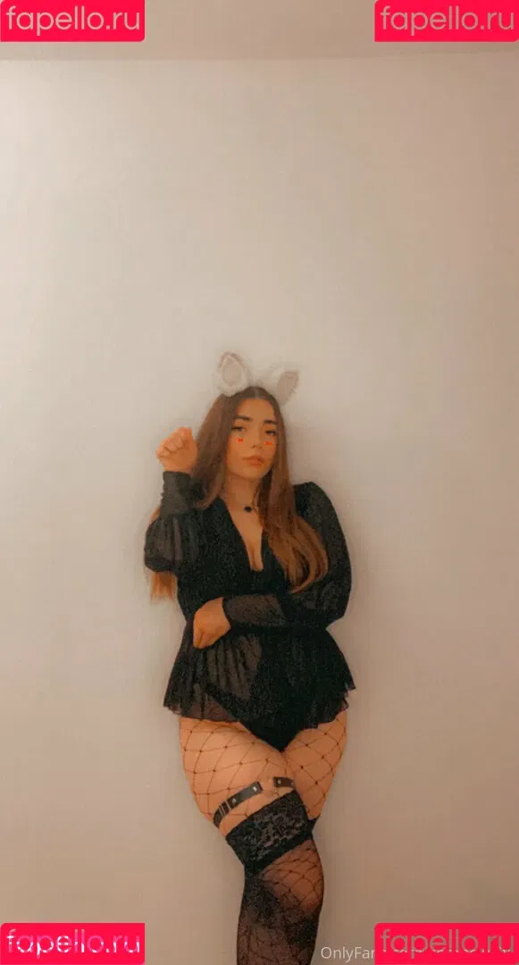 Serenewaifu Onlyfans Photo Gallery 