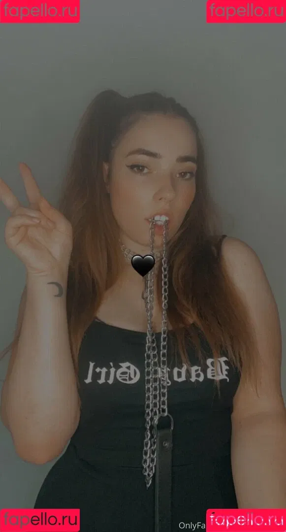Serenewaifu Onlyfans Photo Gallery 