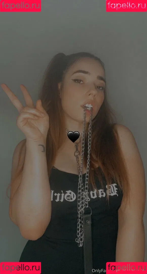 Serenewaifu Onlyfans Photo Gallery 