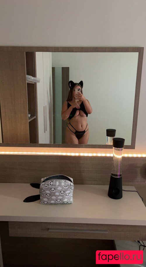 Serenewaifu Onlyfans Photo Gallery 