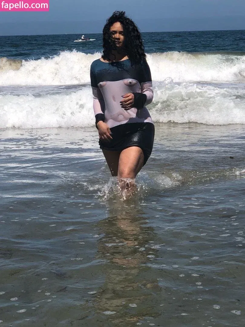 maliah Onlyfans Photo Gallery 