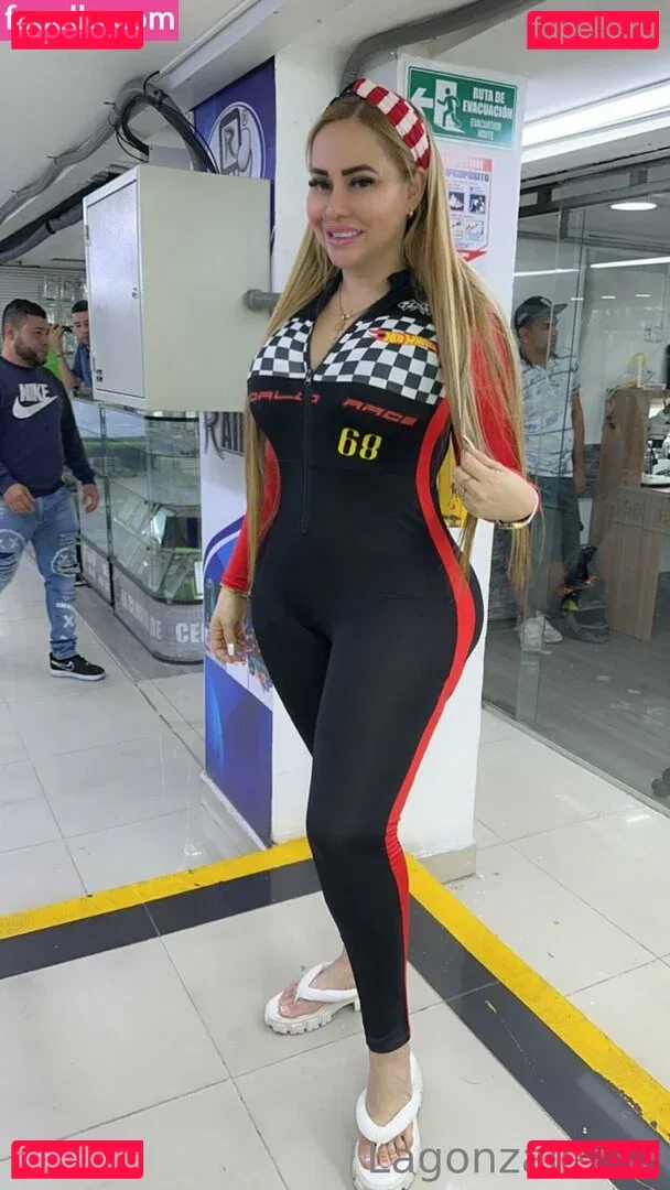 lagonzalez32 Onlyfans Photo Gallery 