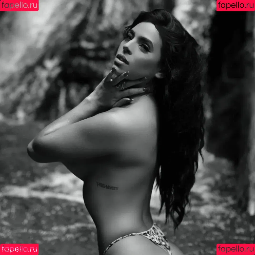 Juju Bellini Onlyfans Photo Gallery 