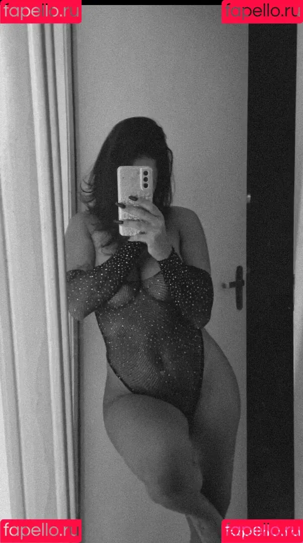 Juju Bellini Onlyfans Photo Gallery 