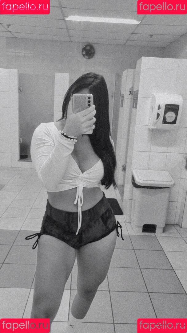 Juju Bellini Onlyfans Photo Gallery 