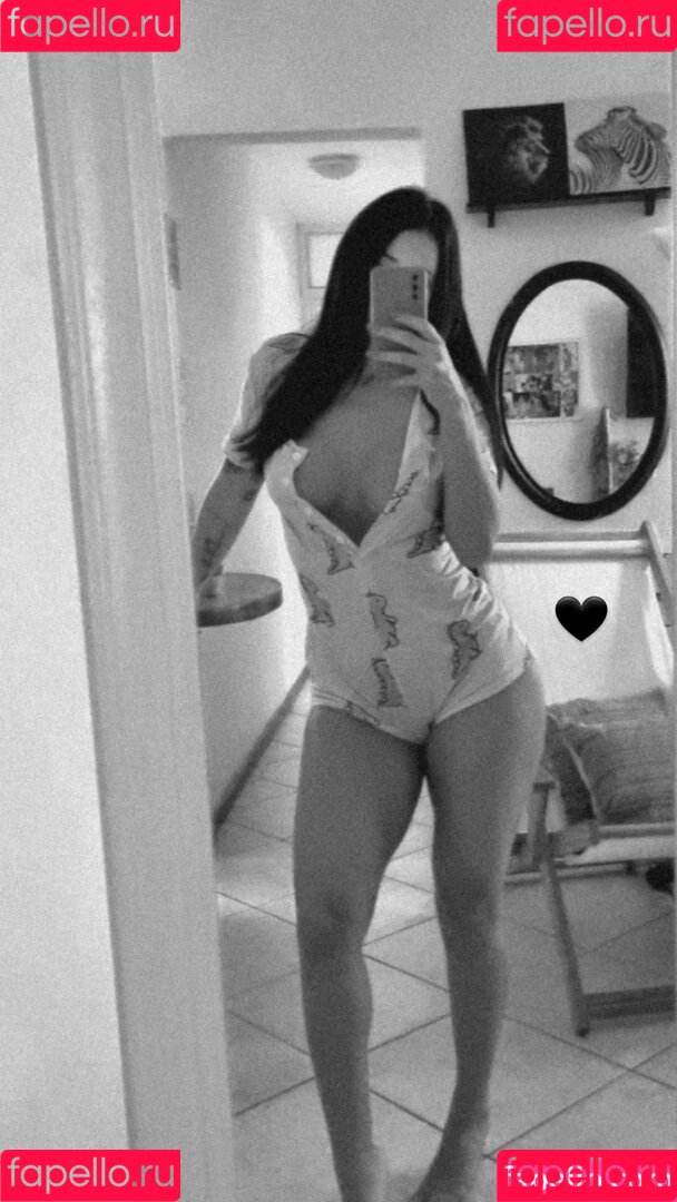 Juju Bellini Onlyfans Photo Gallery 