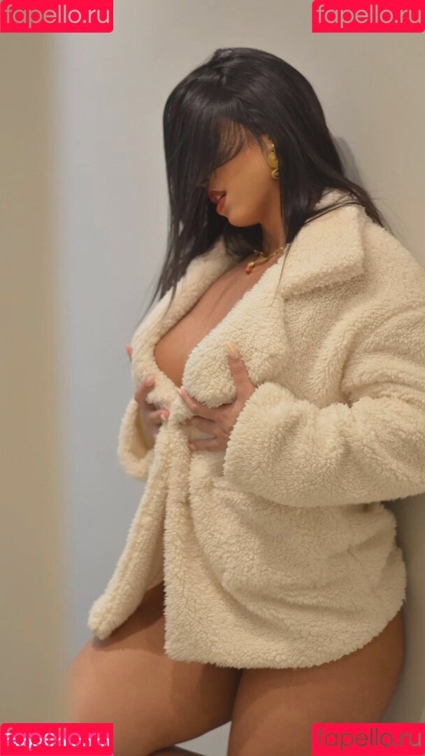 Juju Bellini Onlyfans Photo Gallery 