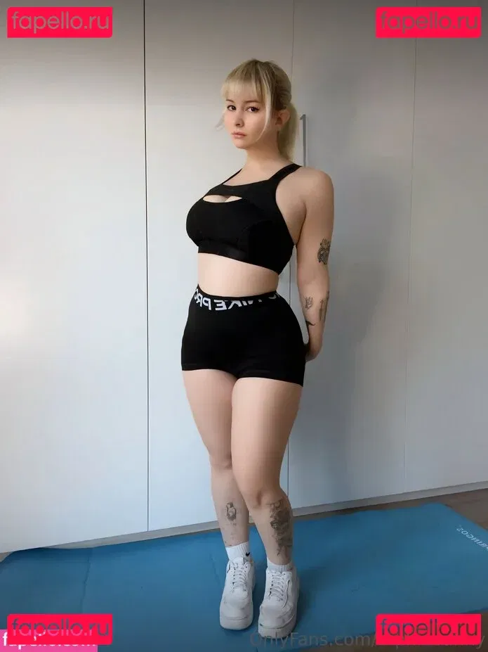 monochromesan Onlyfans Photo Gallery 