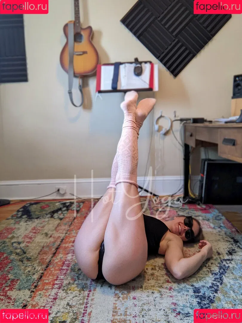 hotyoga Onlyfans Photo Gallery 