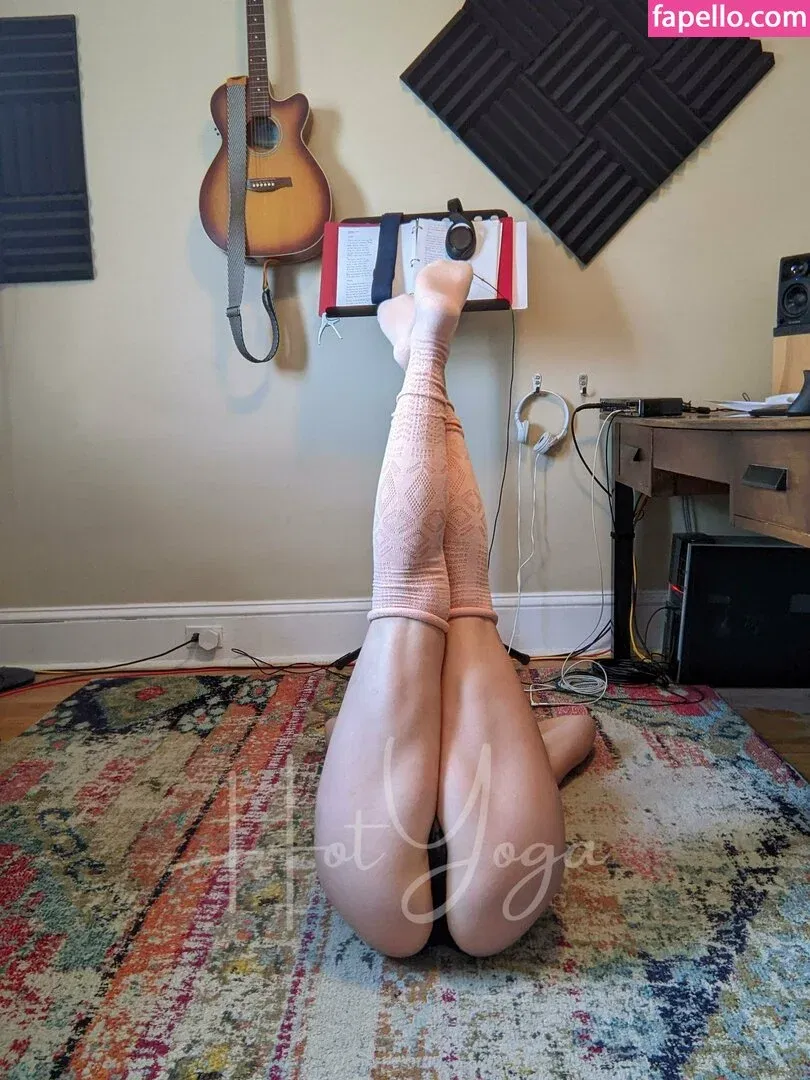 hotyoga Onlyfans Photo Gallery 