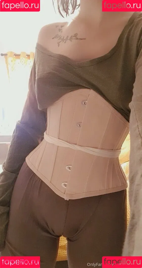Aleenaxlaced Onlyfans Photo Gallery 
