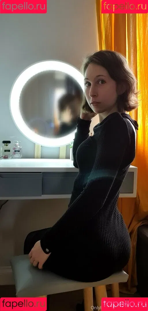 Aleenaxlaced Onlyfans Photo Gallery 