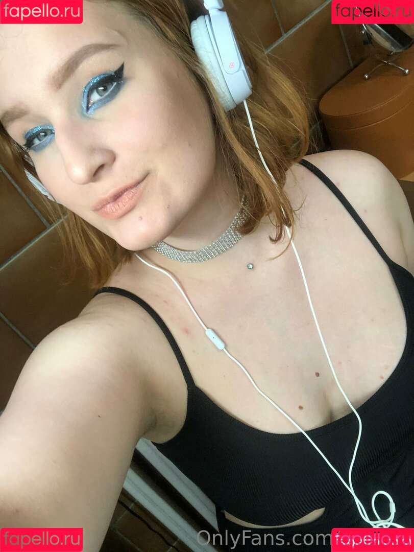 asya4u Onlyfans Photo Gallery 